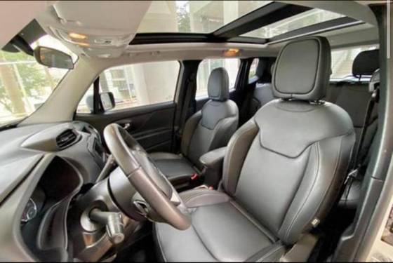 JEEP RENEGADE 1.8 16V FLEX LONGITUDE 4P AUTOMÁTICO JEEP RENEGADE 1.8 16V FLEX LONGITUDE 4P AUTOMÁTICO